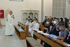 Feier der 1. Heiligen Kommunion in Sankt Crescentius (Foto: Karl-Franz Thiede)